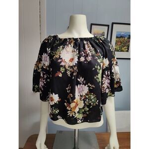 Persaya Floral Cropped Blouse